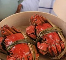 Luxury Male Crab