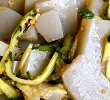 Cucumber and Vermicelli Salad