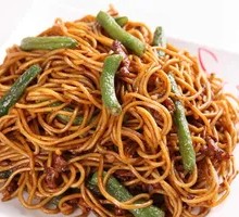 Jiahe Yipin Braised Long Beans with Noodles