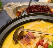 Huizhou Ham Simmered with Wenzheng Mountain Bamboo Shoots