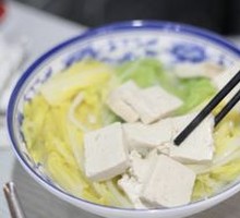 Tofu, Chinese cabbage, and vermicelli