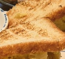 Grilled Bread with Durian