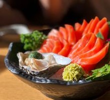 Salmon Belly Hand Roll