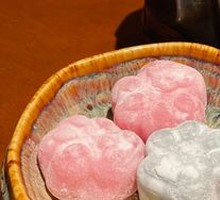 Cat Paw Mochi