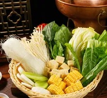 Nine Vegetarian Delicacies Platter