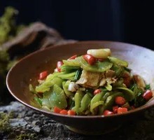 Crispy Home-style Lettuce