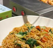 Stir-Fried Instant Noodles