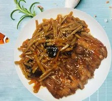 Garlic Fish-Flavored Pork with Duck Rice