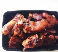 Lucky Pig Trotters