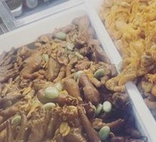 Pickled Garlic Chicken Feet