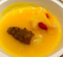Crispy Rice Golden Soup with Abalone and Fish Maw