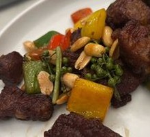 Stewed Beef Cubes in Red Wine Sauce