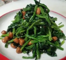 Pine Nut Spinach