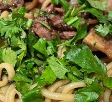 Chai's Beef Noodles