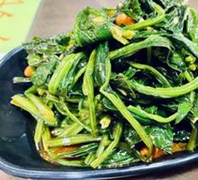 Spinach with Nuts