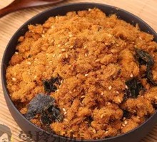 Sesame Seed and Nori Rice Roll