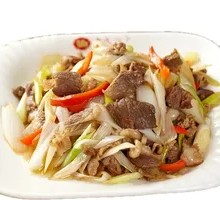 Scallion Stir-Fried Lamb Rice Bowl