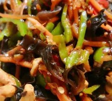 Fish-Flavored Shredded Pork