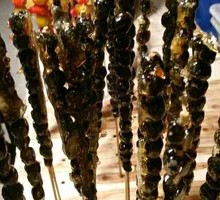 Black Date Candy Apples