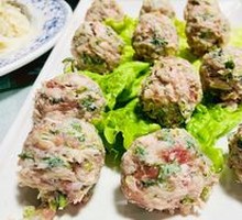 Fresh Vegetable and Meat Tendon Balls