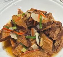 Hui-style Steamed Pork with Tofu and Glutinous Rice