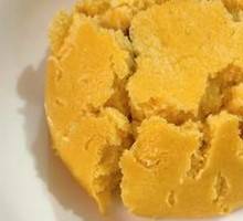 Yellow Steamed Dumplings