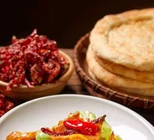 Nang Stir-Fried Cabbage