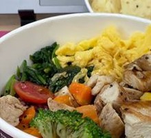 Marinated Grilled Chicken Breast with Oil-Free Soft Egg Rice