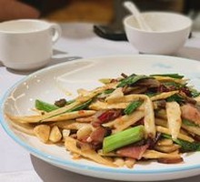 Bamboo Shoots Stir-Fried with Preserved Pork