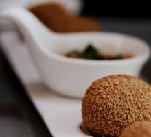 Le's Tofu Dumplings