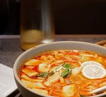 Tom Yum Goong Shrimp Noodles