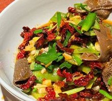 Pan-fried Chili with Broad Bean Curd