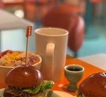 Cai Kefu Shred Chicken Burger