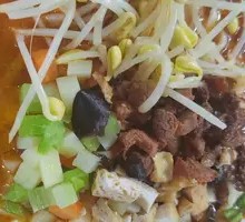 Traditional Sautéed Pork Noodles