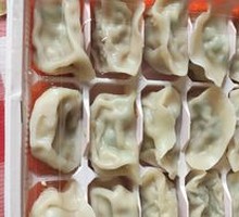 Peeled shrimp dumplings