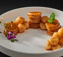 Pickled Garlic with Shellfish