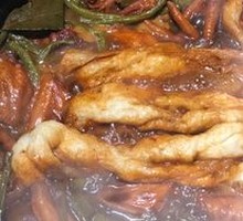 Pork Rib and Chicken Claw Hot Pot