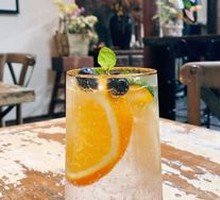 Cranberry Sparkling Water