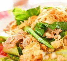 Egg and Pork Noodles Stir-Fry