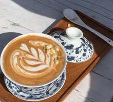 Gardenia Pear Latte