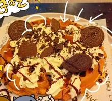 Oreo Cream Waffle