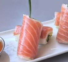 Salmon Spring Rolls