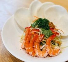 Fresh Shrimp Salad with Chayote