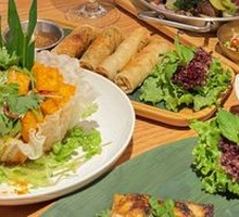 Classic Fried Spring Rolls