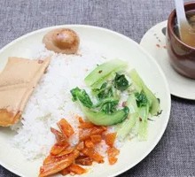 Chicken and Goji Soup Rice
