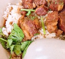 Traditional Slow-Cooked Beef Rice