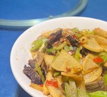 Sour Radish Stir-Fried Beef