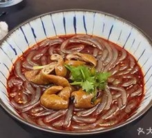 Spicy Intestine Rice Noodle Soup