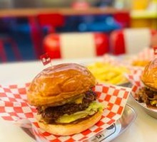 Pineapple Beef Burger