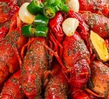 Nanjing Spicy Crawfish with Thirteen Herbs